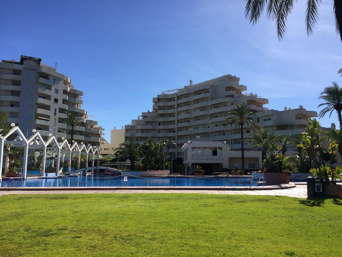 Estudios Y Apartamentos Benal Beach เบนัลมาเดนา ภายนอก รูปภาพ