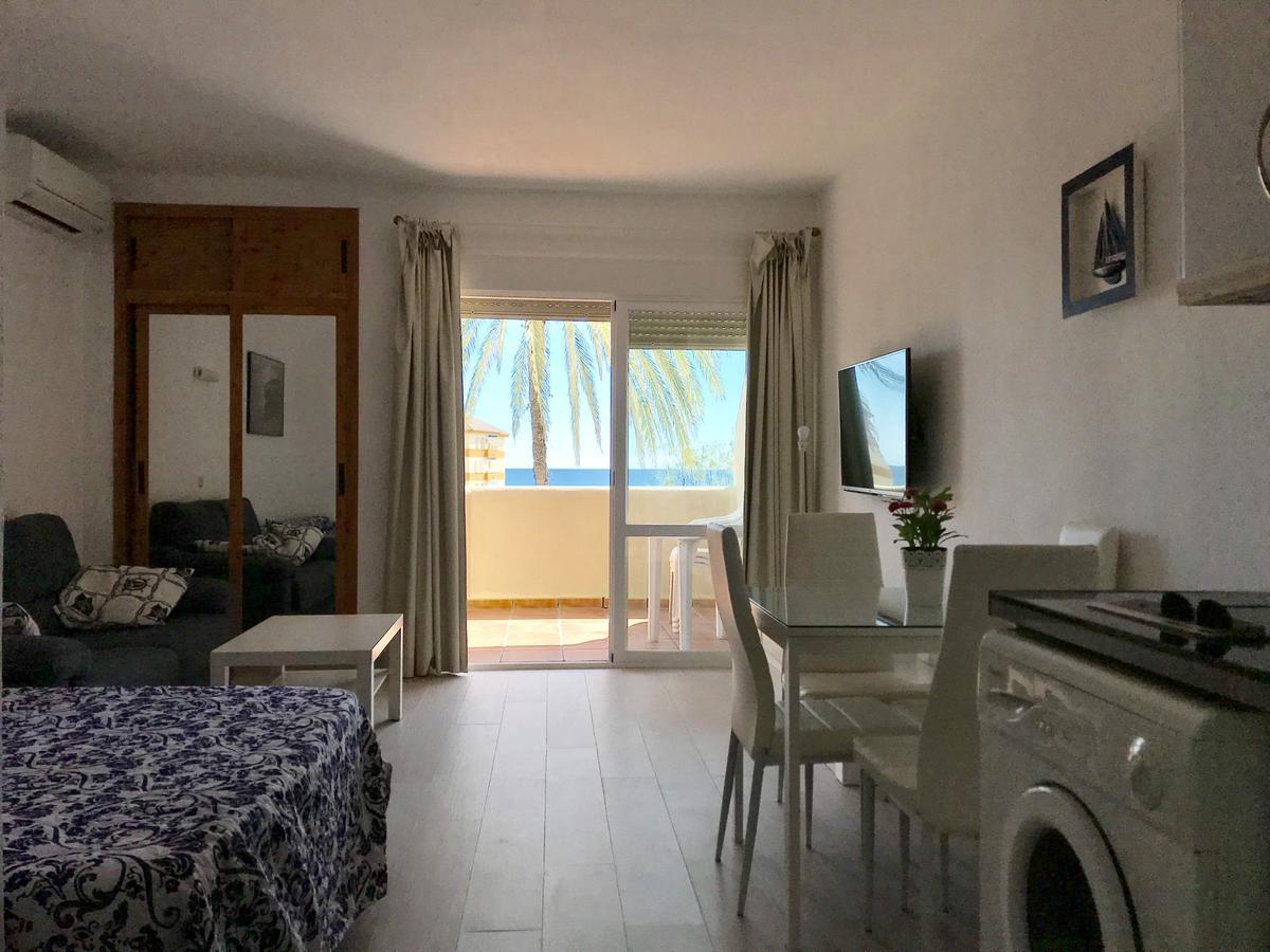 Estudios Y Apartamentos Benal Beach เบนัลมาเดนา ภายนอก รูปภาพ